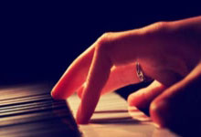 里昂羸弱表现，法甲霸主地位动摇的简单介绍